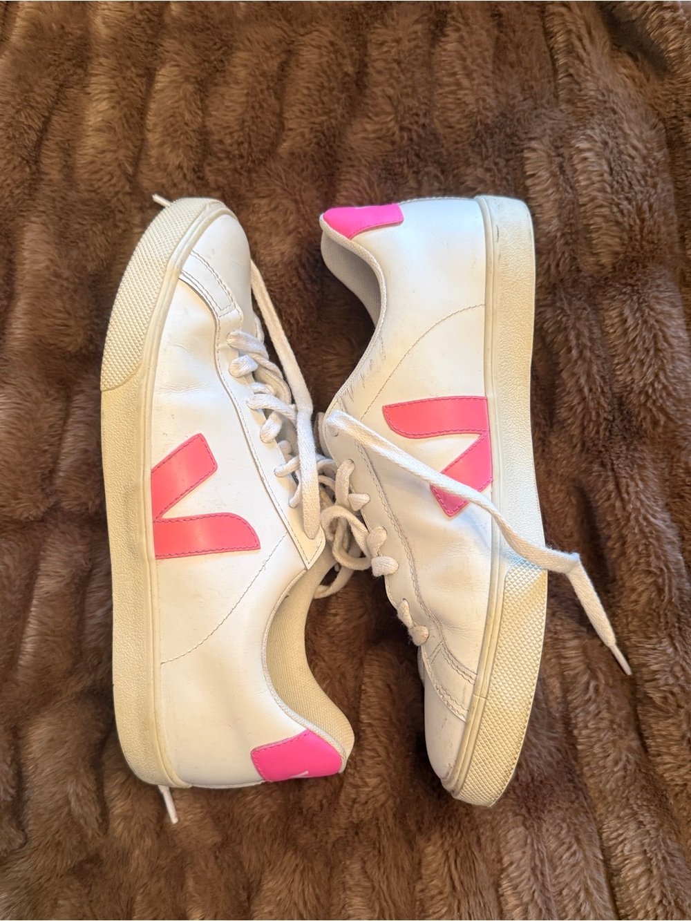 Women’s Veja Campo Sneakers